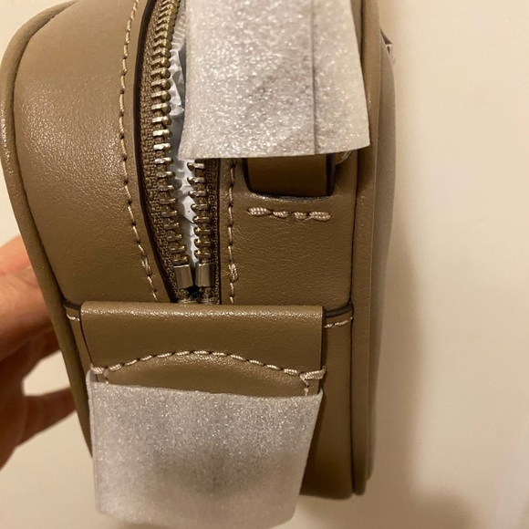 MARC JACOBS NWT Voyager Leather Square Crossbody Bag - Picture 6 of 11